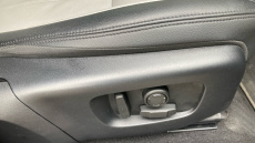 Land Rover Range Rover Evoque 1.5 P300e R-Dynamic SE 5dr Auto Hatchback